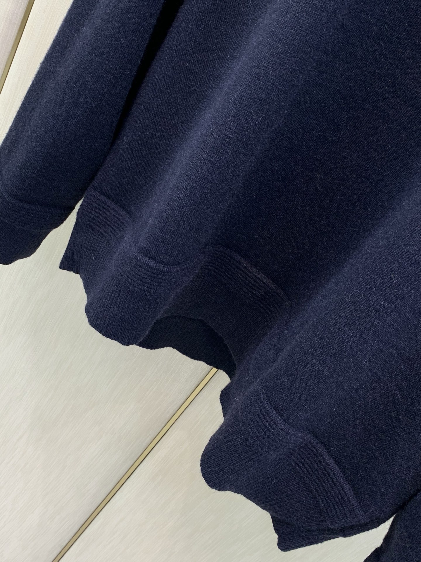 ,Moncler 蒙口,2026秋冬最新品,专柜同步有售,原单狠货,时尚休闲圆领长袖针织毛衣,上身舒适!吸睛而有亮点,采 ,Moncler 蒙口,2026秋冬最新品,专柜同步有售,原单狠货,时尚休闲圆领长袖针织毛衣,上身舒适!吸睛而有亮点,采