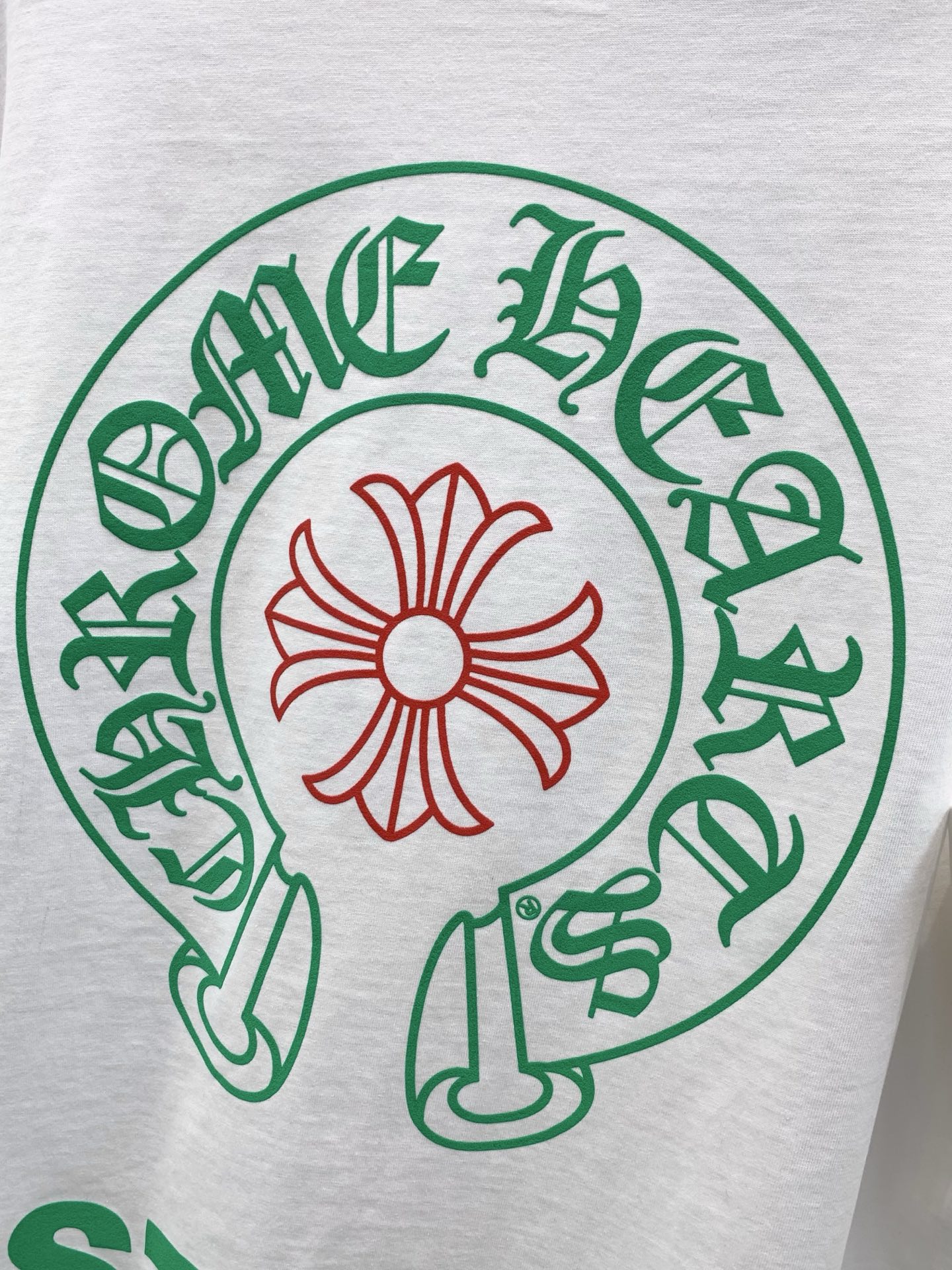 ,Chrome Hearts 克罗心,2026早秋新品,专柜同步有售,原单狠货,时尚休闲圆领长袖T恤,采用进口原版面料, ,Chrome Hearts 克罗心,2026早秋新品,专柜同步有售,原单狠货,时尚休闲圆领长袖T恤,采用进口原版面料,