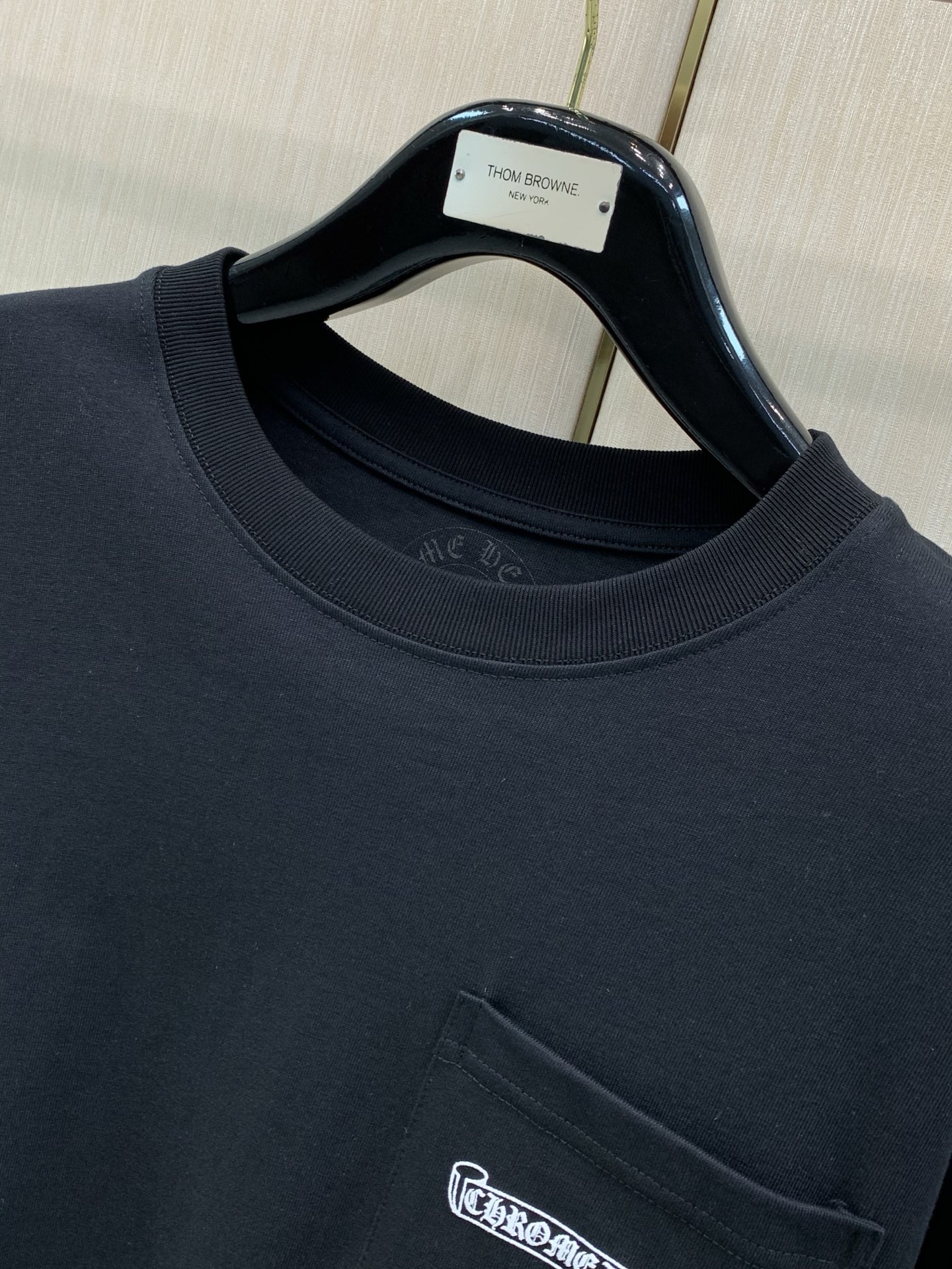 ,Chrome Hearts 克罗心,2026早秋新品,专柜同步有售,原单狠货,时尚休闲圆领长袖T恤,采用进口原版面料, ,Chrome Hearts 克罗心,2026早秋新品,专柜同步有售,原单狠货,时尚休闲圆领长袖T恤,采用进口原版面料,