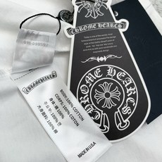 ,Chrome Hearts 克罗心,2026早秋新品,专柜同步有售,原单狠货,时尚休闲圆领长袖T恤,采用进口原版面料, ,Chrome Hearts 克罗心,2026早秋新品,专柜同步有售,原单狠货,时尚休闲圆领长袖T恤,采用进口原版面料,