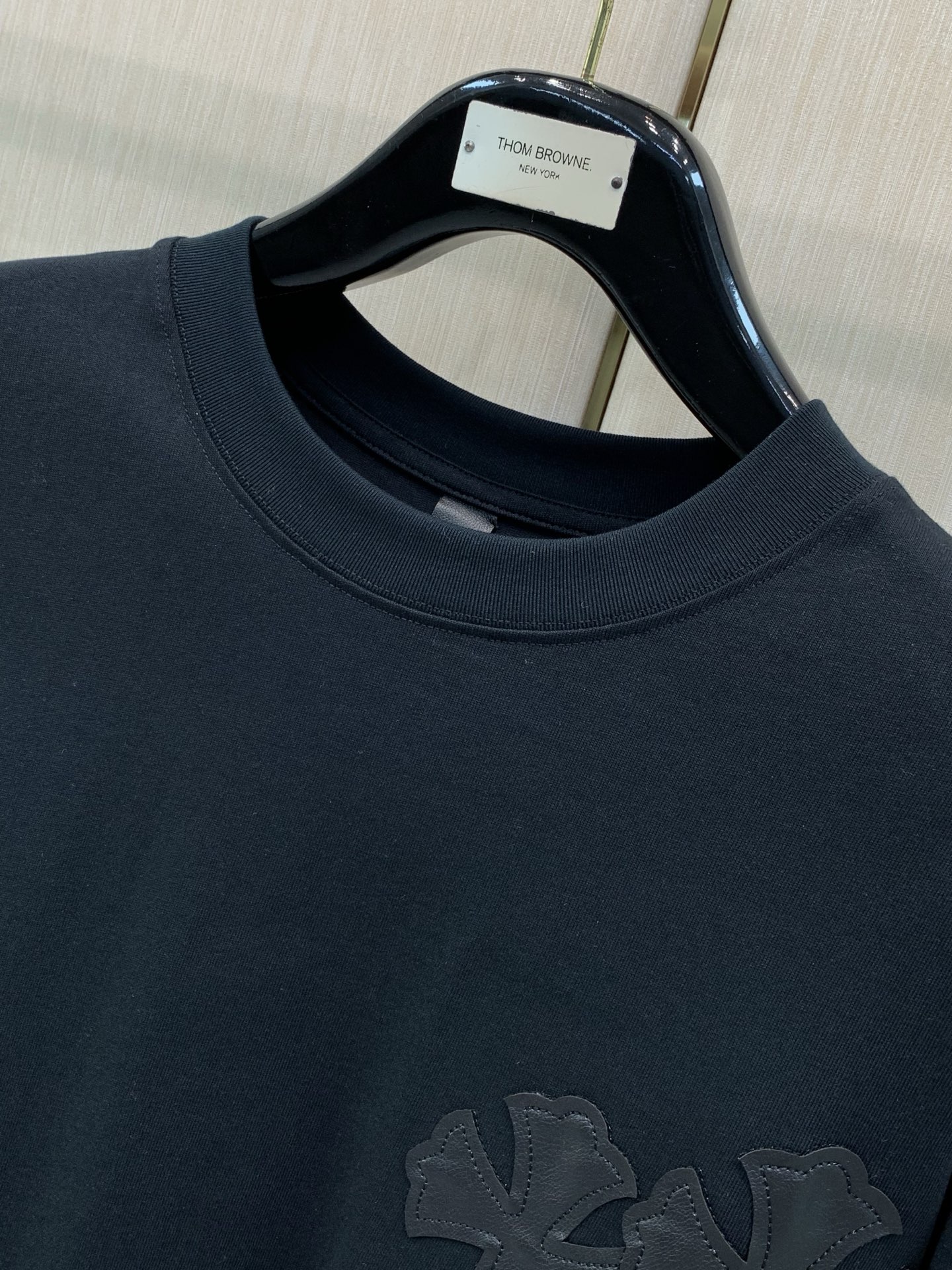 ,Chrome Hearts 克罗心,2026早秋新品,专柜同步有售,原单狠货,时尚休闲圆领长袖T恤,采用进口原版面料, ,Chrome Hearts 克罗心,2026早秋新品,专柜同步有售,原单狠货,时尚休闲圆领长袖T恤,采用进口原版面料,