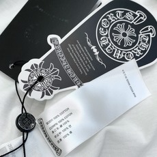 ,Chrome Hearts 克罗心,2026早秋新品,专柜同步有售,原单狠货,时尚休闲圆领长袖T恤,采用进口原版面料, ,Chrome Hearts 克罗心,2026早秋新品,专柜同步有售,原单狠货,时尚休闲圆领长袖T恤,采用进口原版面料,