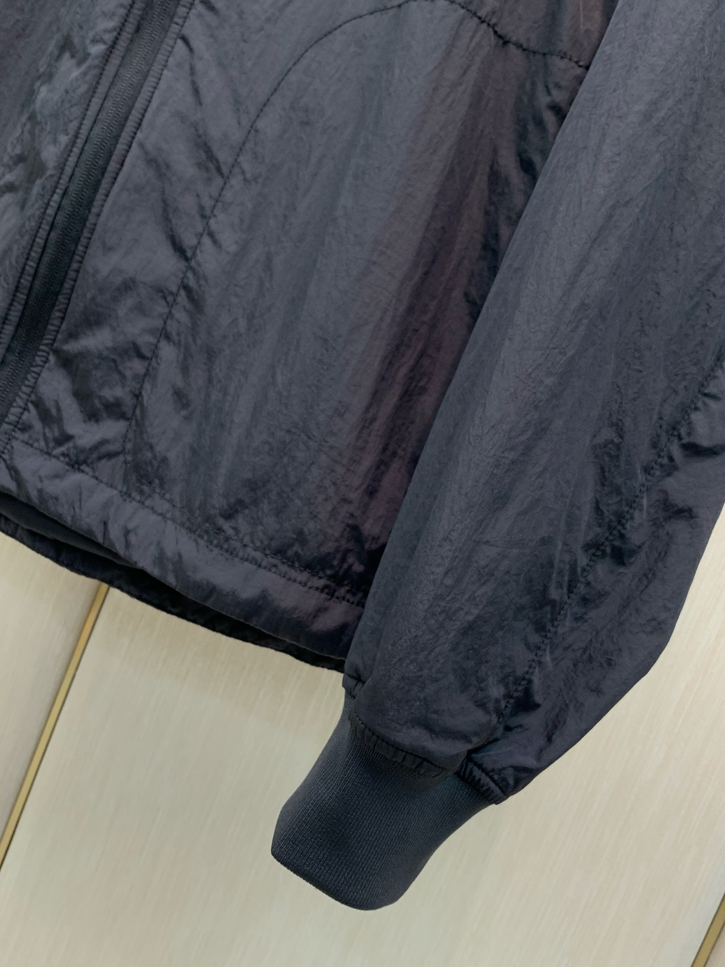，Stone Island 石头岛，2026冬季最新款，专柜同步有售，原单狠货，爆款时尚休闲连帽棉外套，进口原版面料，独