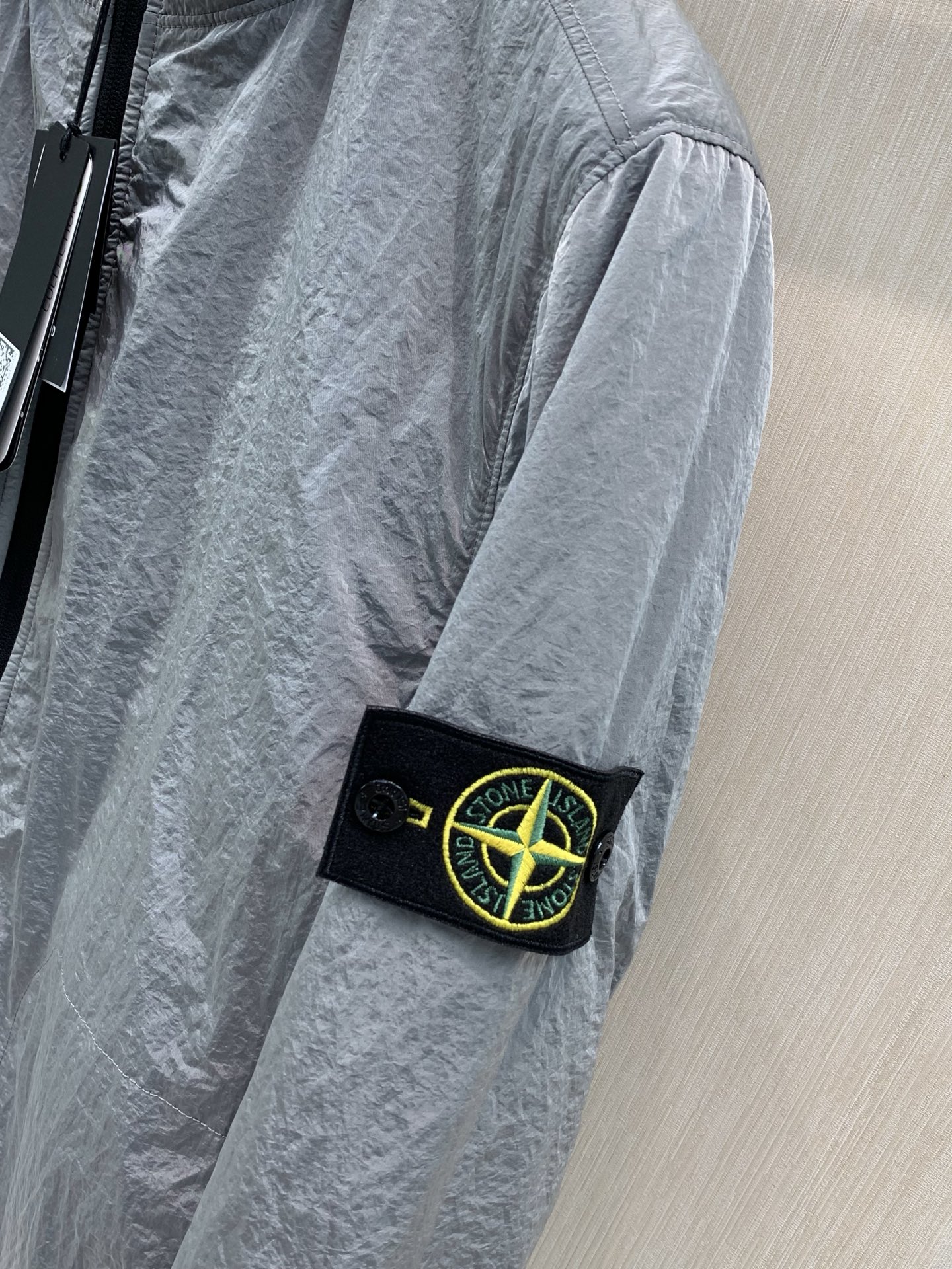 ，Stone Island 石头岛，2026冬季最新款，专柜同步有售，原单狠货，爆款时尚休闲连帽棉外套，进口原版面料，独