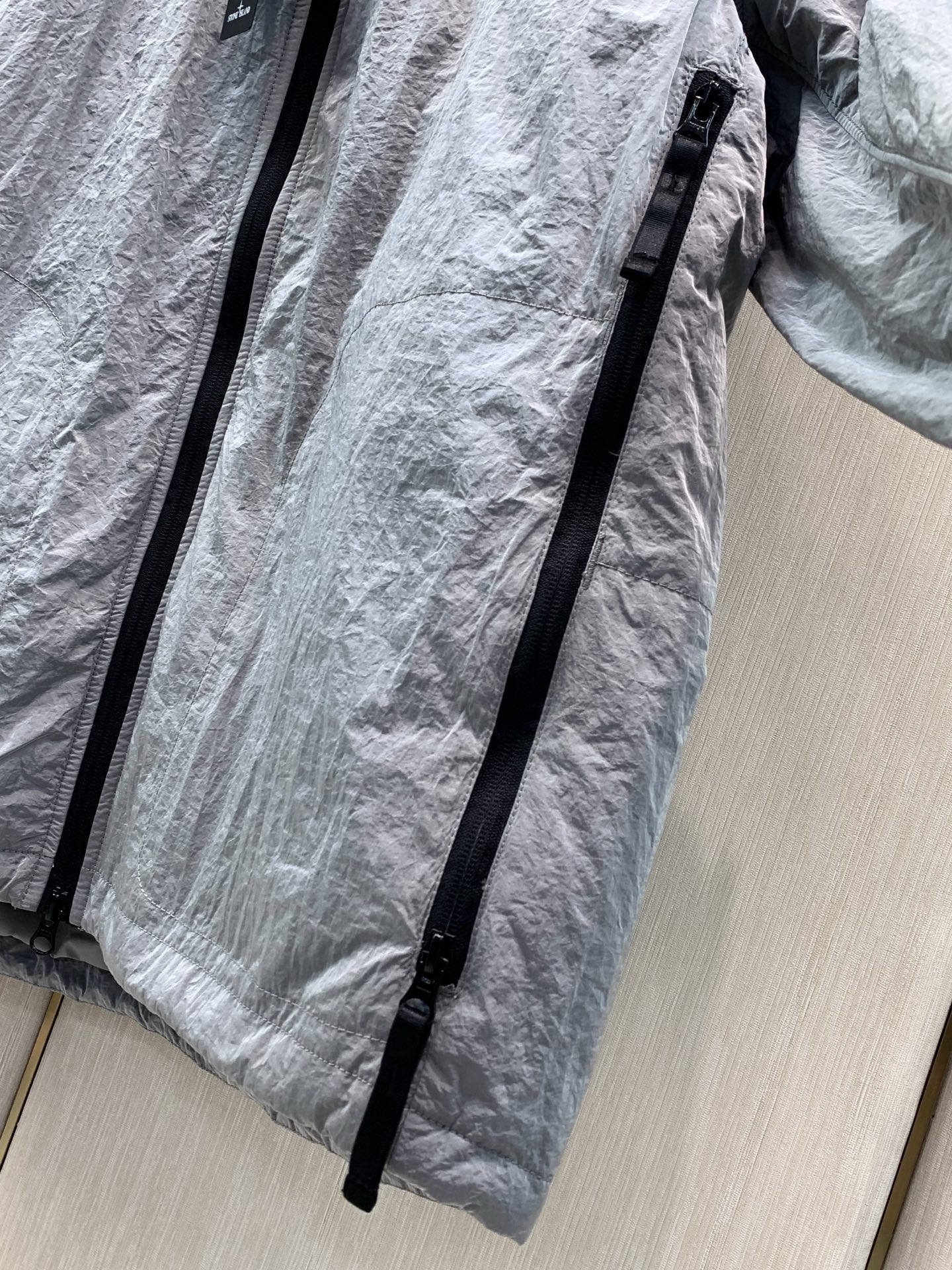 ，Stone Island 石头岛，2026冬季最新款，专柜同步有售，原单狠货，爆款时尚休闲连帽棉外套，进口原版面料，独