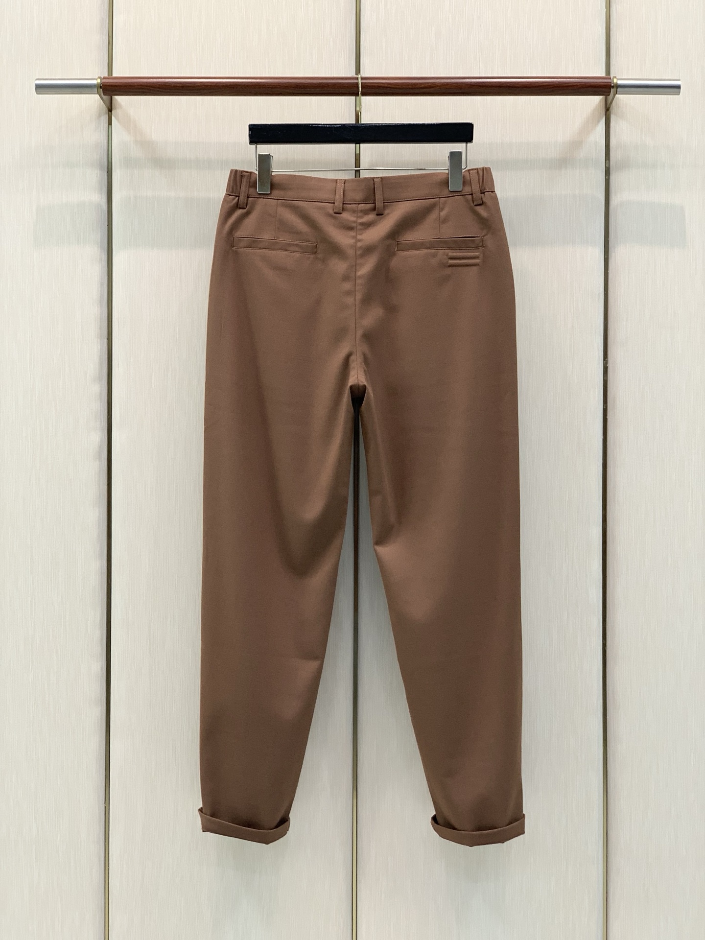 ，杰尼亚 Zegna，2026春秋最新品，专柜同步有售，原单狠货，时尚休闲裤，采用进口原版面料，舒适透气，原版五金辅料装