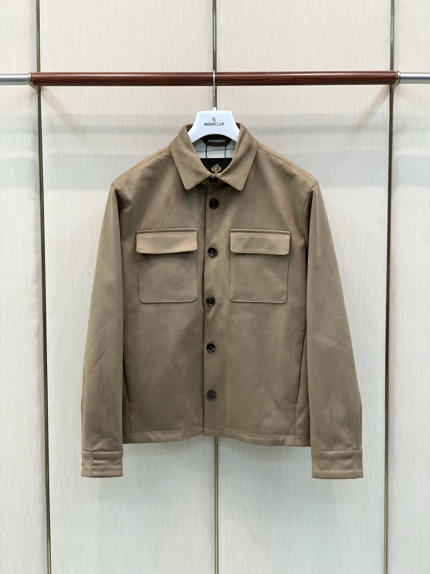 ，BRUNELLO CUCINELLI 意大利神狮，2026秋冬最新品，专柜同步有售，原单狠货，时尚休闲翻领夹克外套，采