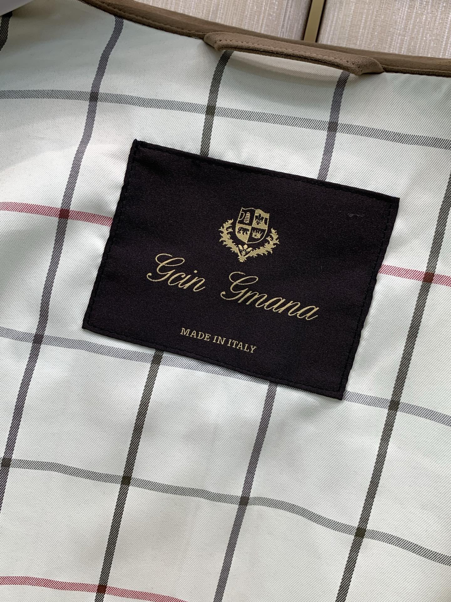 ，BRUNELLO CUCINELLI 意大利神狮，2026秋冬最新品，专柜同步有售，原单狠货，时尚休闲翻领夹克外套，采