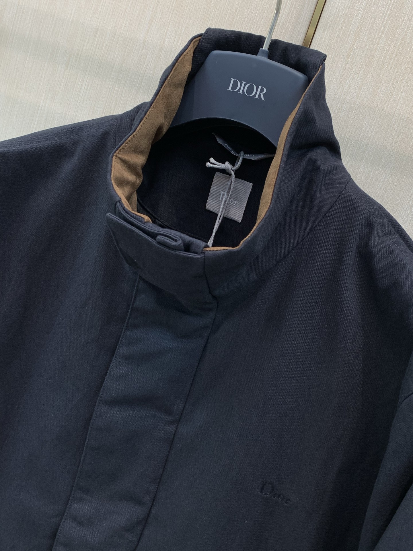 ，Dior 迪奥， 2026秋季新品，专柜同步有售，简约时尚休闲立领夹克外套，原版进口面料，舒适透气，顶级刺绣🪡工艺字母