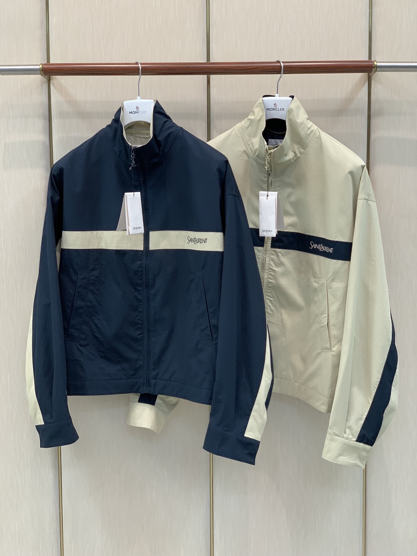 ，Saint Laurent 圣罗兰，2026秋季新品，时尚休闲圆立领夹克外套，专柜同步有售，原单狠货，采用进口原版面料
