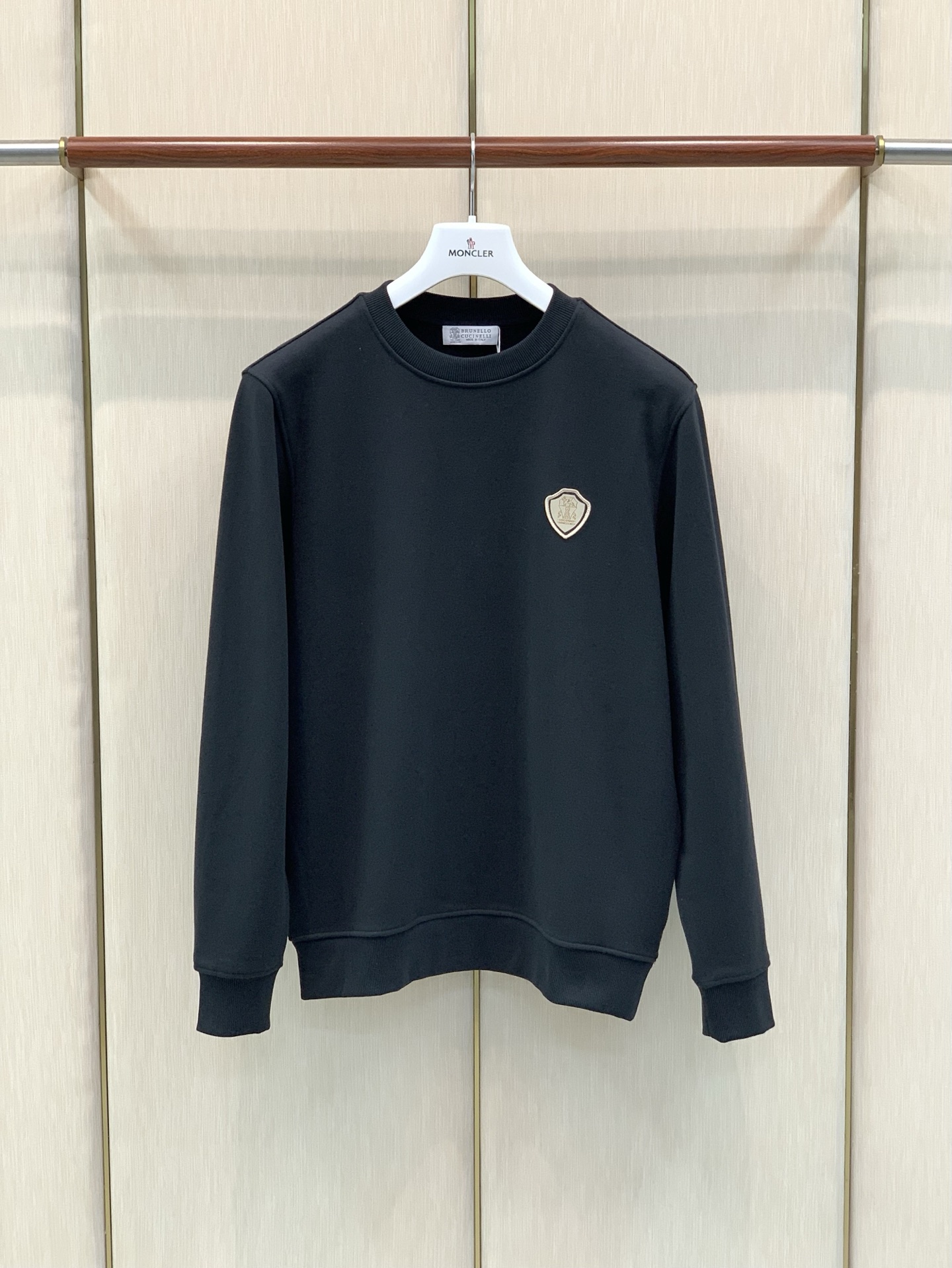，BRUNELLO CUCINELLI 意大利神狮，2026早秋最新品，专柜同步有售，原单狠货，时尚休闲圆领卫衣，采用进