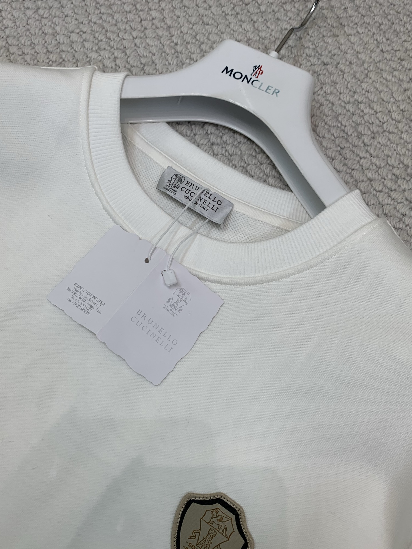 ，BRUNELLO CUCINELLI 意大利神狮，2026早秋最新品，专柜同步有售，原单狠货，时尚休闲圆领卫衣，采用进