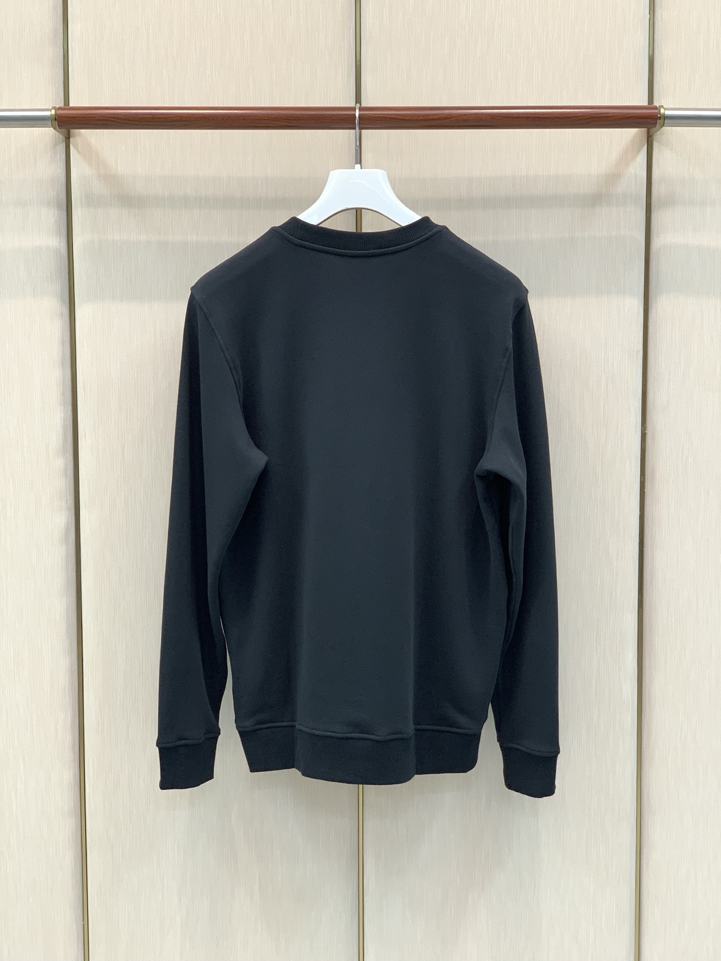 ，Moncler 蒙口，2026早秋最新品，专柜同步有售，原单狠货，时尚休闲圆领卫衣，上身舒适！吸睛而有亮点，采用进口原