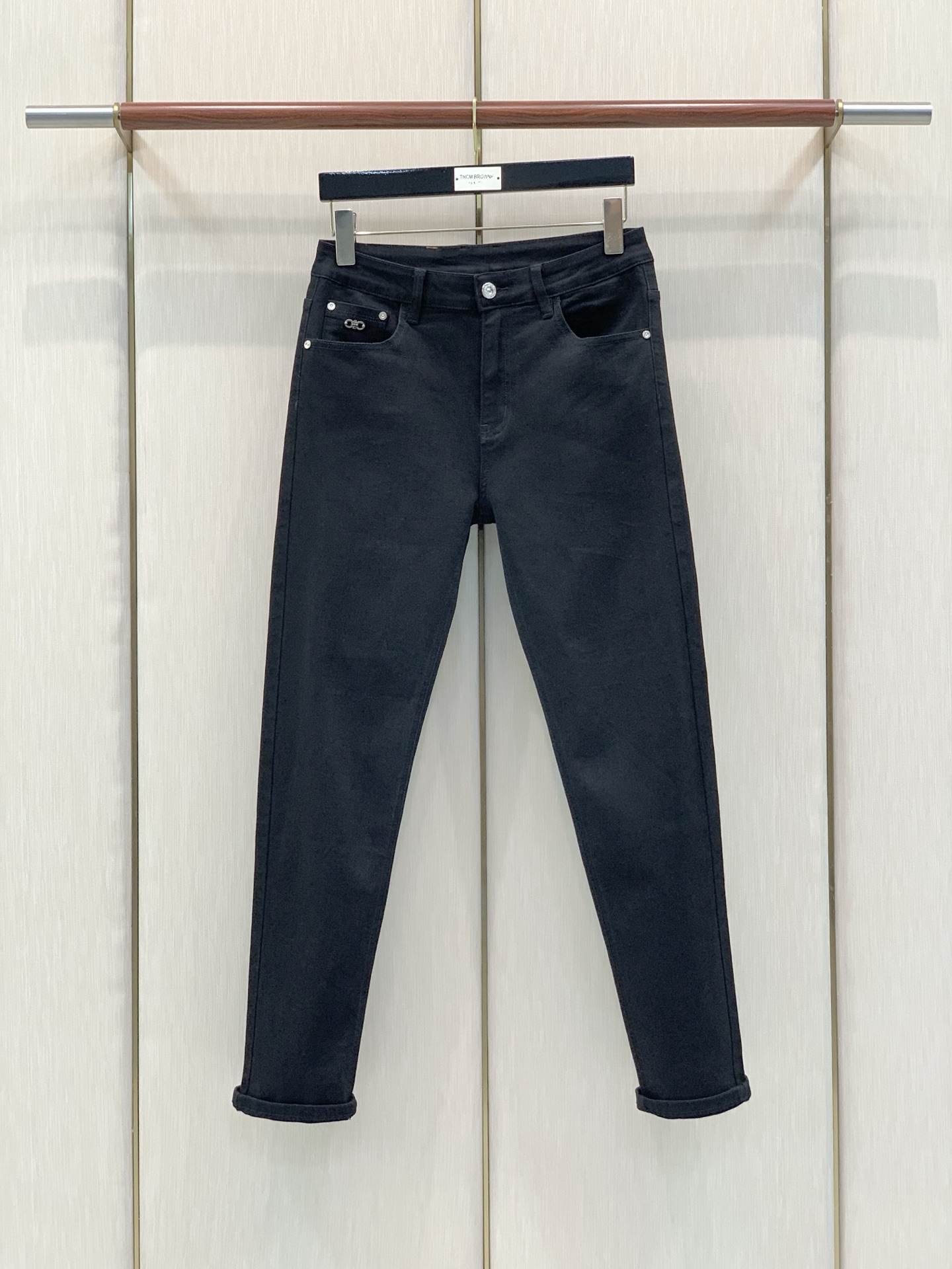 ，Chrome Hearts 克罗心，2026秋季新品，专柜同步有售，原单狠货，时尚休闲水洗牛仔裤，采用进口原版面料，顶