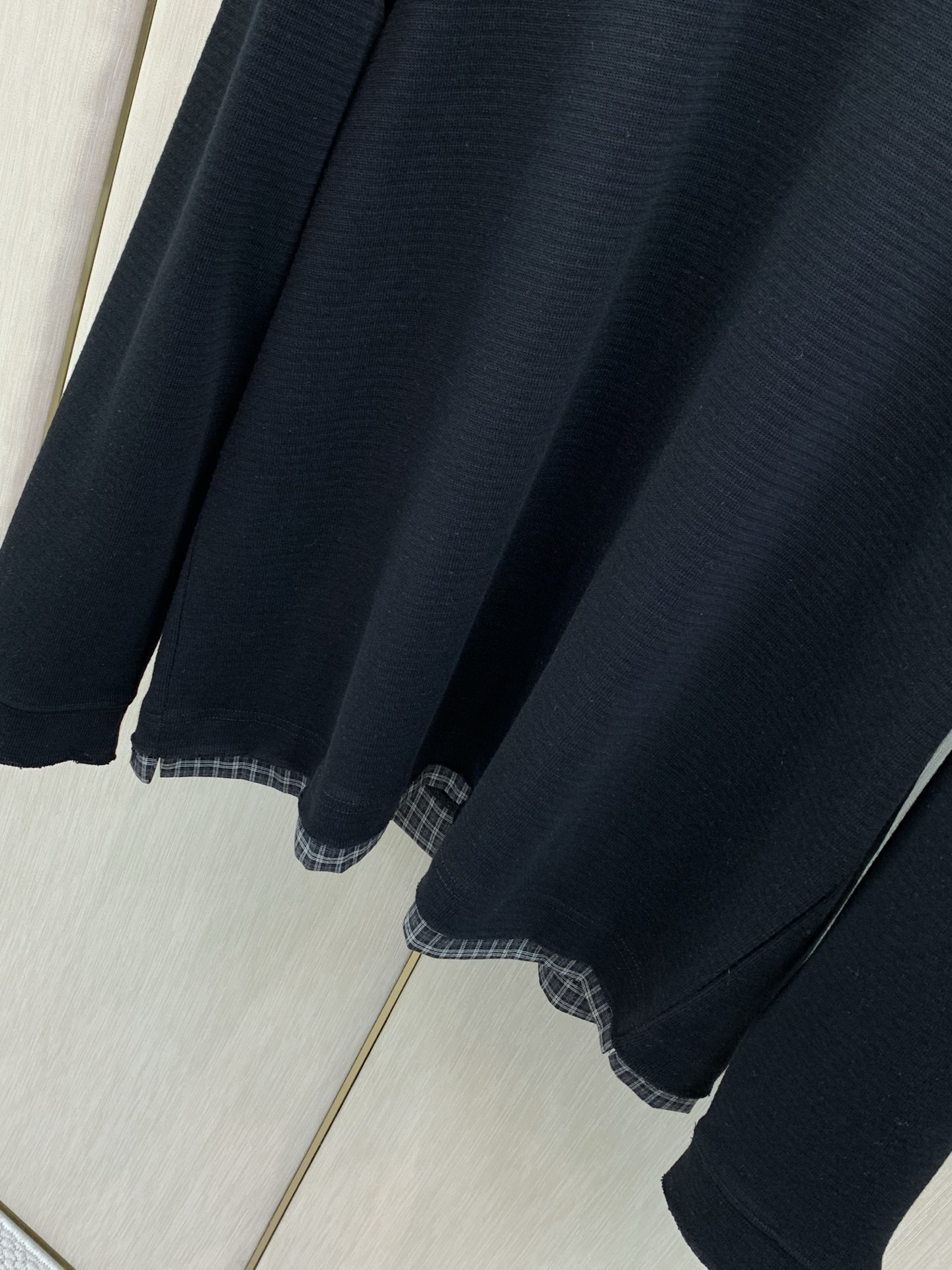 ，Balenciaga 巴黎世家，2026早秋最新款，专柜同步有售，原单狠货，爆款时尚休闲圆领长袖T恤，进口原版面料，独