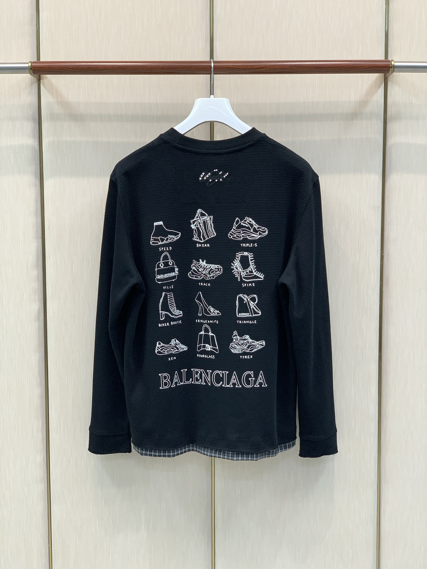 ，Balenciaga 巴黎世家，2026早秋最新款，专柜同步有售，原单狠货，爆款时尚休闲圆领长袖T恤，进口原版面料，独