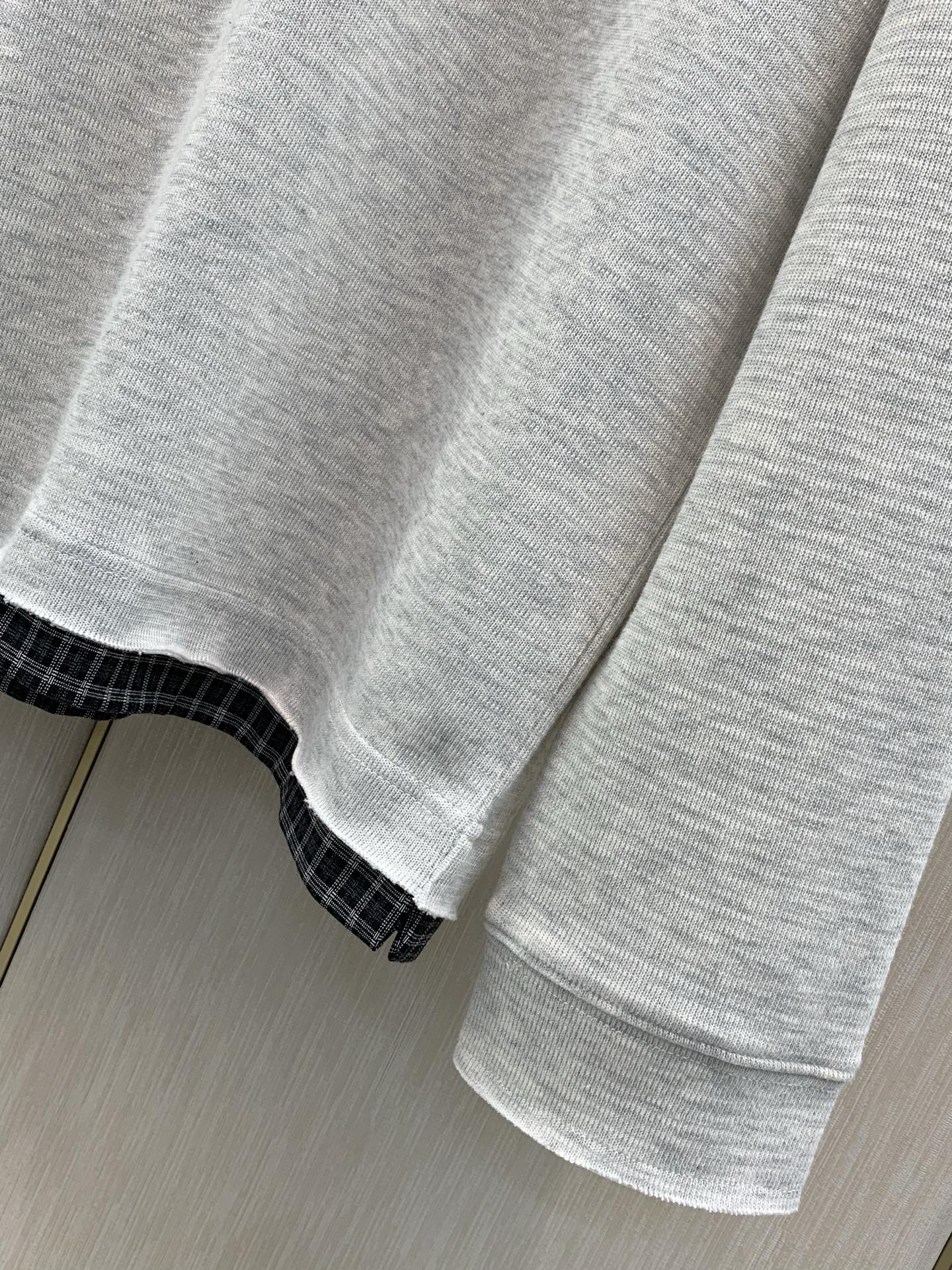 ，Balenciaga 巴黎世家，2026早秋最新款，专柜同步有售，原单狠货，爆款时尚休闲圆领长袖T恤，进口原版面料，独