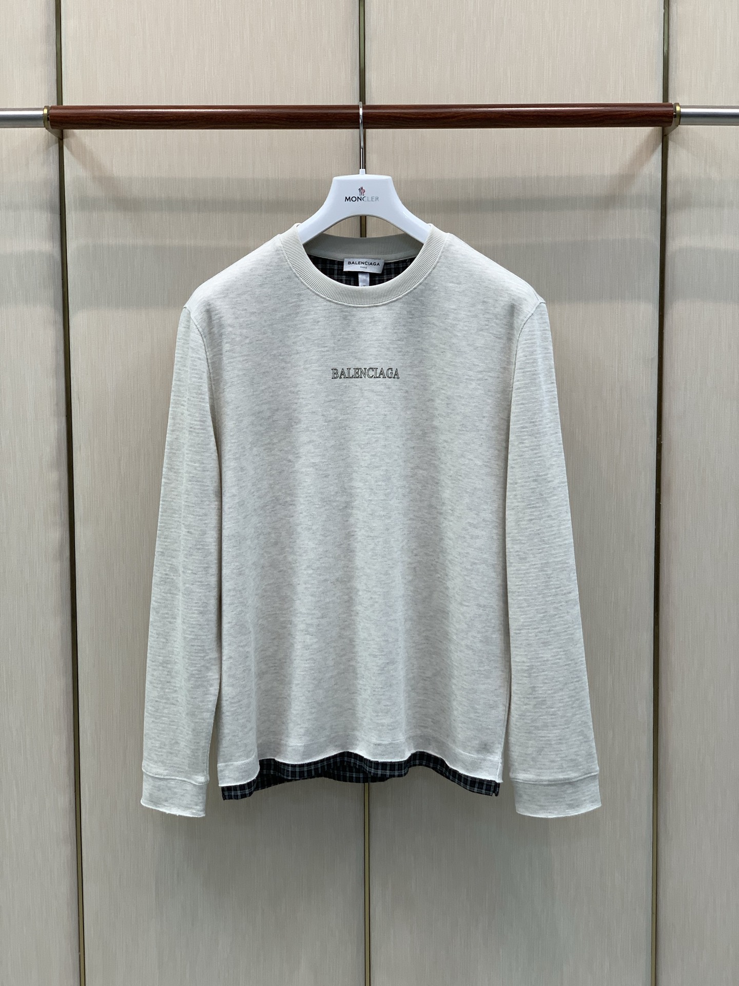 ，Balenciaga 巴黎世家，2026早秋最新款，专柜同步有售，原单狠货，爆款时尚休闲圆领长袖T恤，进口原版面料，独