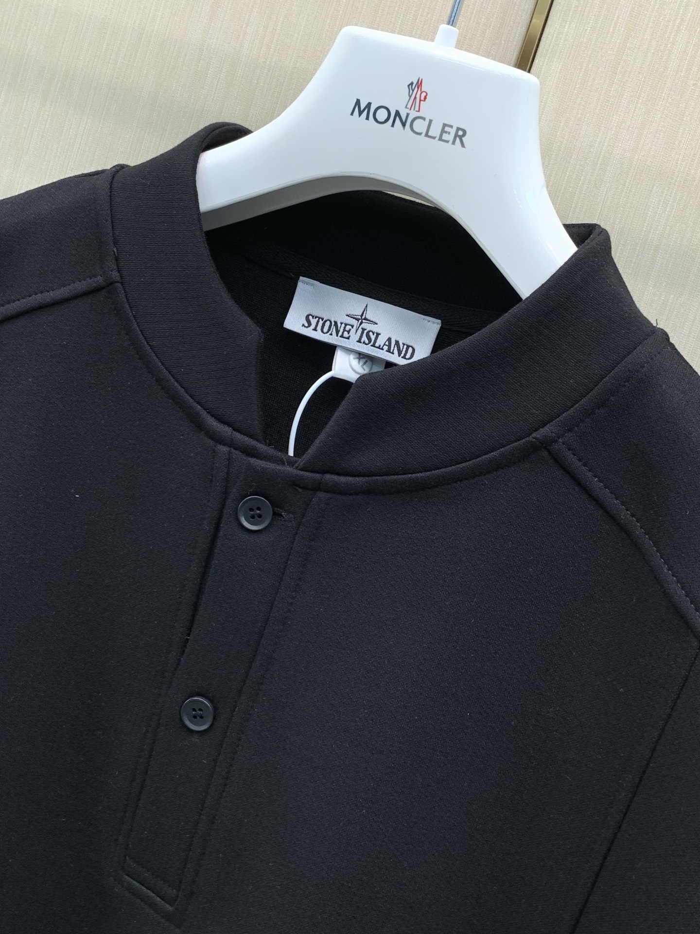 、Stone Island 石头岛，2026早秋最新款，专柜同步有售，原单狠货，爆款时尚休闲圆领卫衣，进口原版面料，独特