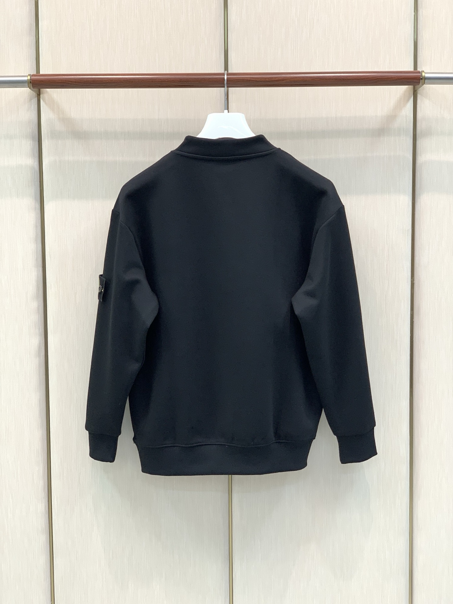 、Stone Island 石头岛，2026早秋最新款，专柜同步有售，原单狠货，爆款时尚休闲圆领卫衣，进口原版面料，独特