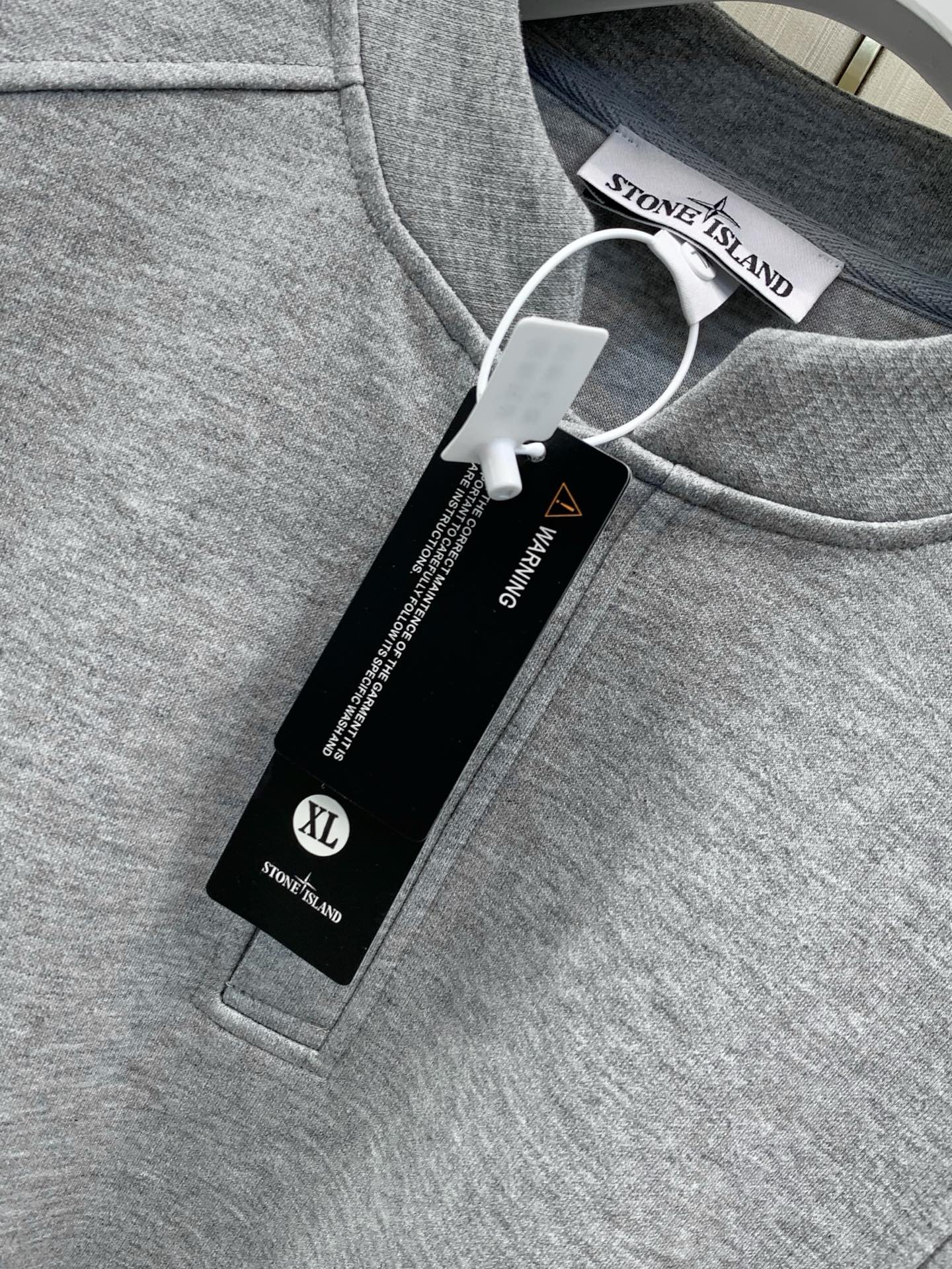 、Stone Island 石头岛，2026早秋最新款，专柜同步有售，原单狠货，爆款时尚休闲圆领卫衣，进口原版面料，独特