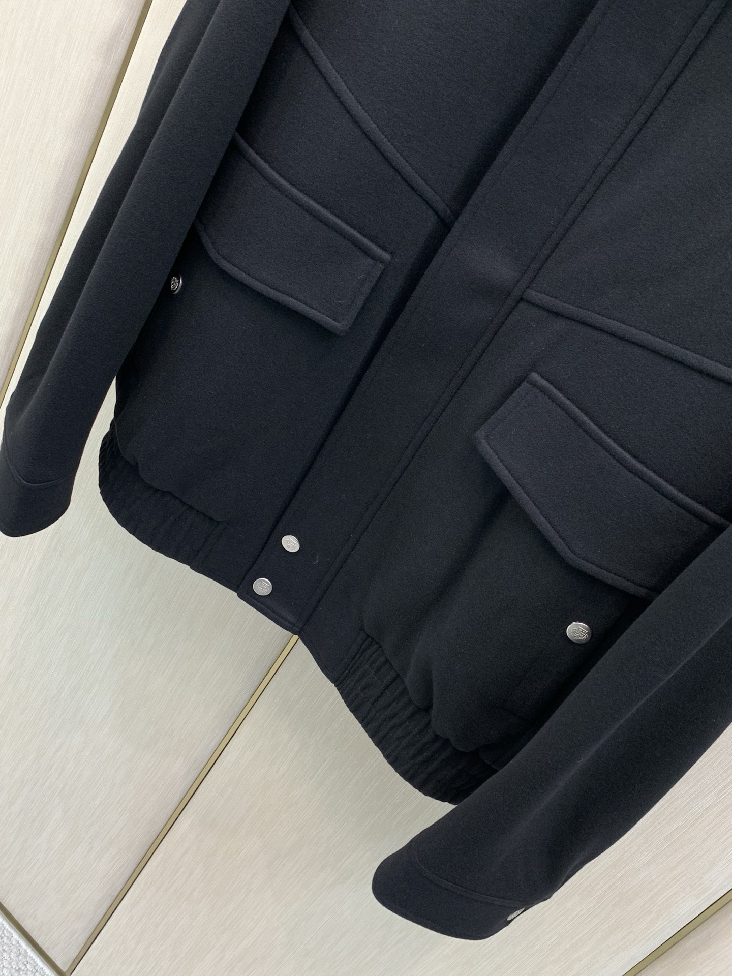 ，Loro Piana(Loro Piana )，2026秋冬最新品，专柜同步有售，原单狠货，时尚休闲立领外套，采用进口