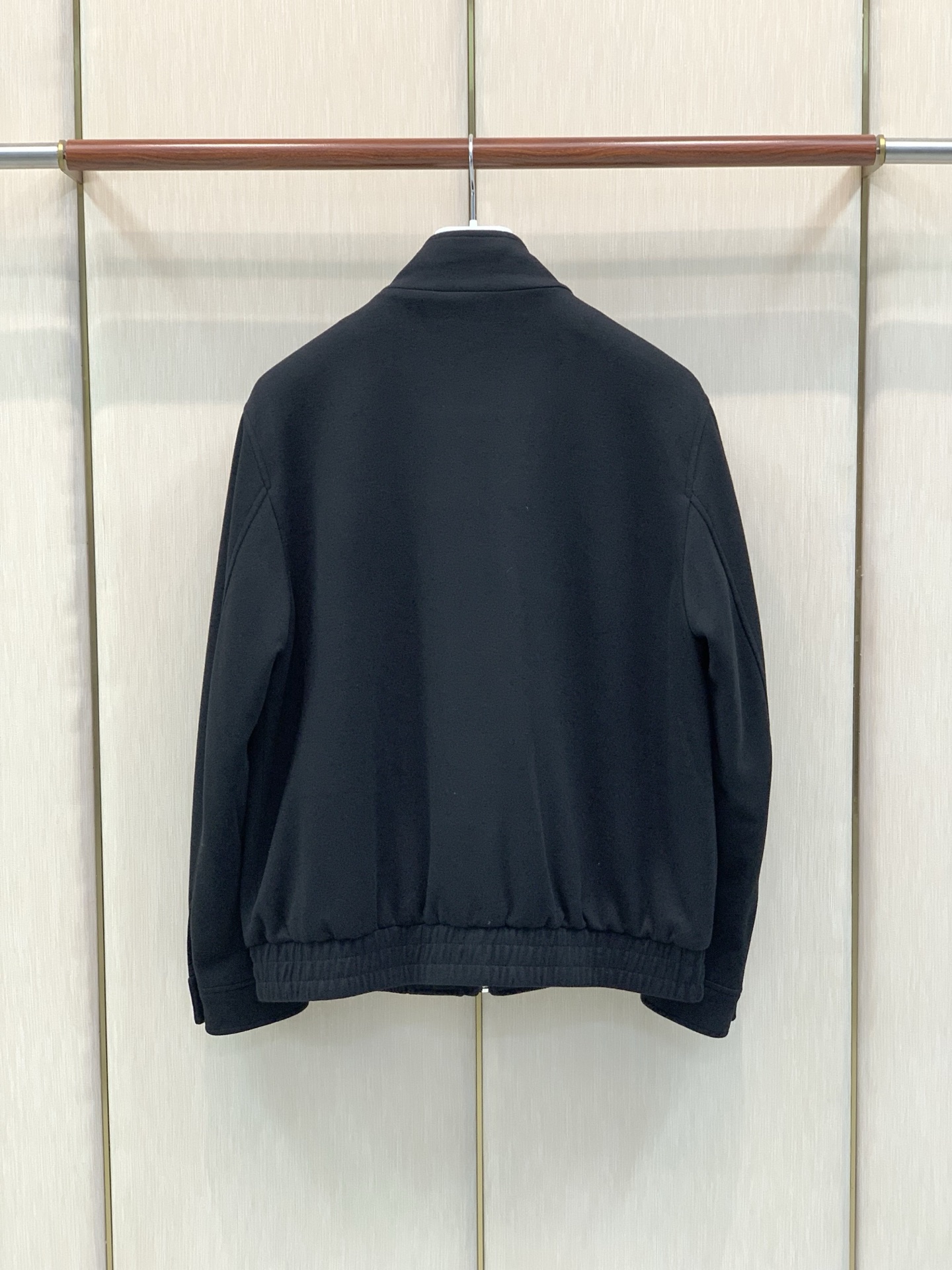 ，Loro Piana(Loro Piana )，2026秋冬最新品，专柜同步有售，原单狠货，时尚休闲立领外套，采用进口