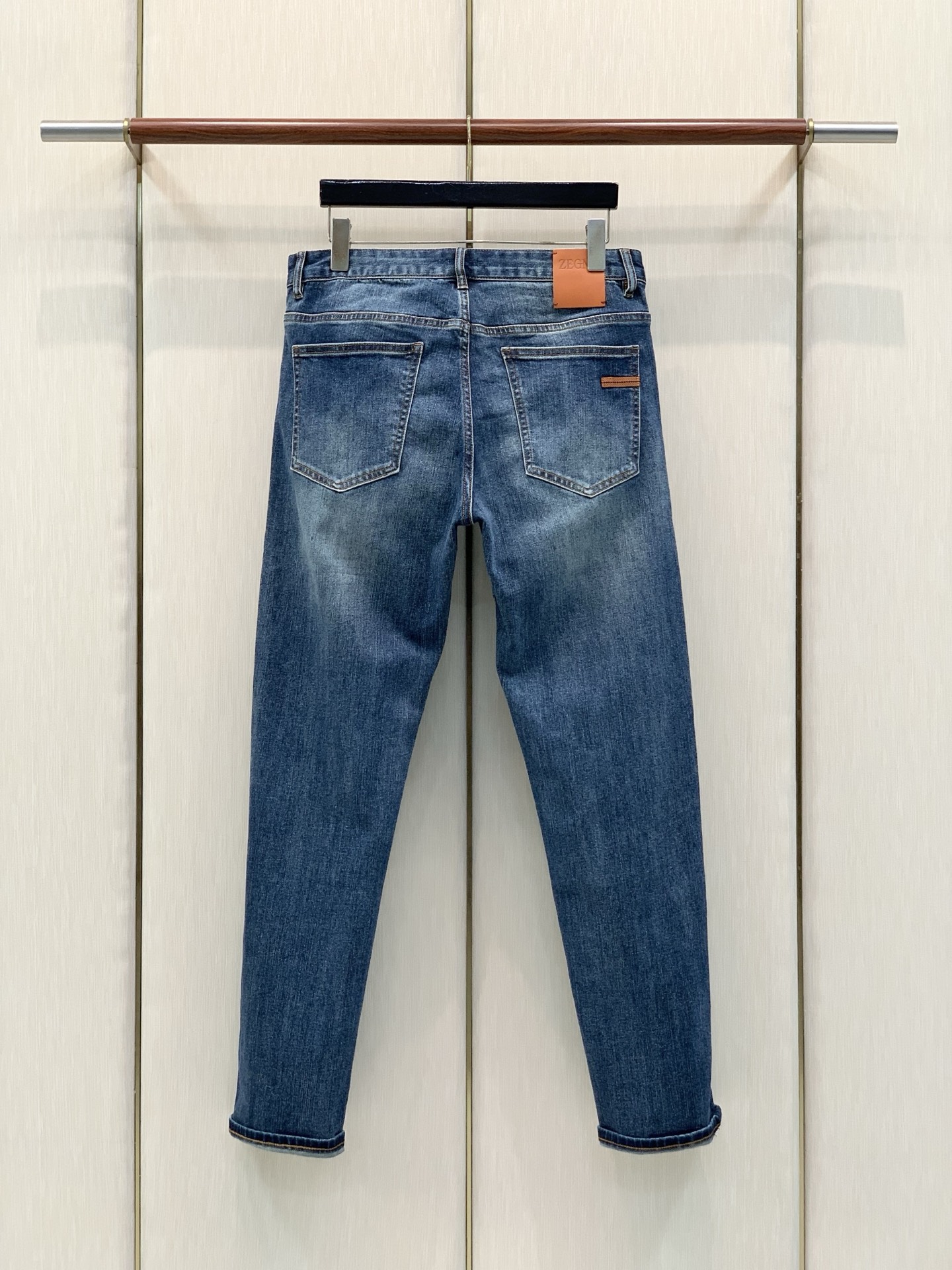 ，Zegna 杰尼亚，2026春秋最新品，专柜同步有售，原单狠货，时尚休闲水洗牛仔裤，进口原版水洗面料，上身舒适透气，简