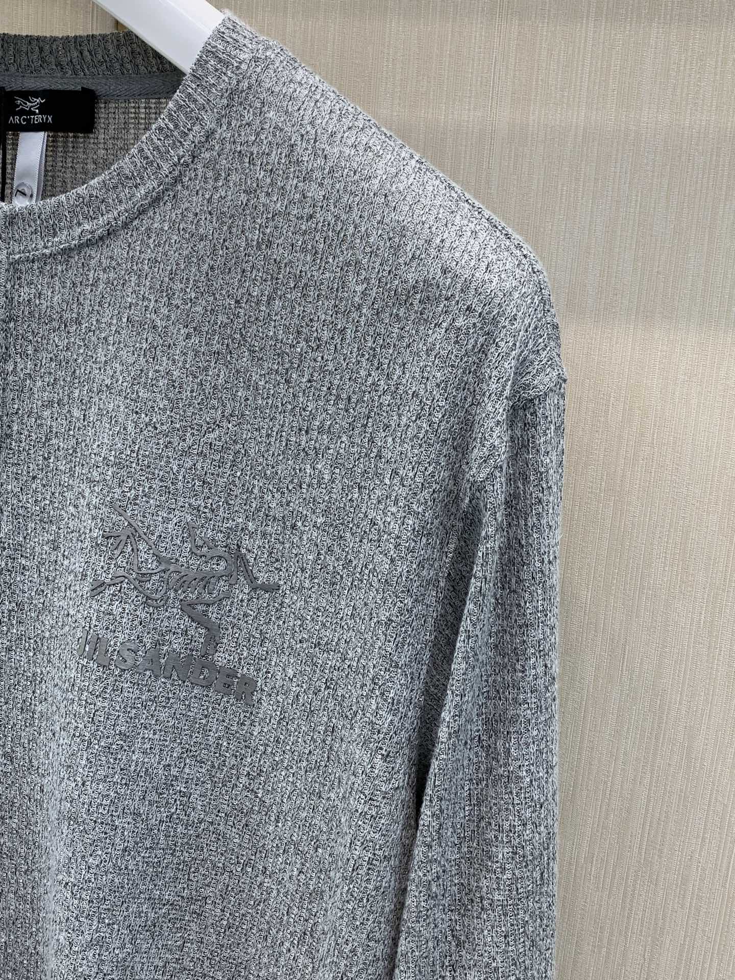 ,ARCTERYX & JIL SANDRR 始祖鸟&吉尔·桑达联名款,2026秋季AW新品,时尚休闲圆领针织上衣,专柜 ,ARCTERYX & JIL SANDRR 始祖鸟&吉尔·桑达联名款,2026秋季AW新品,时尚休闲圆领针织上衣,专柜