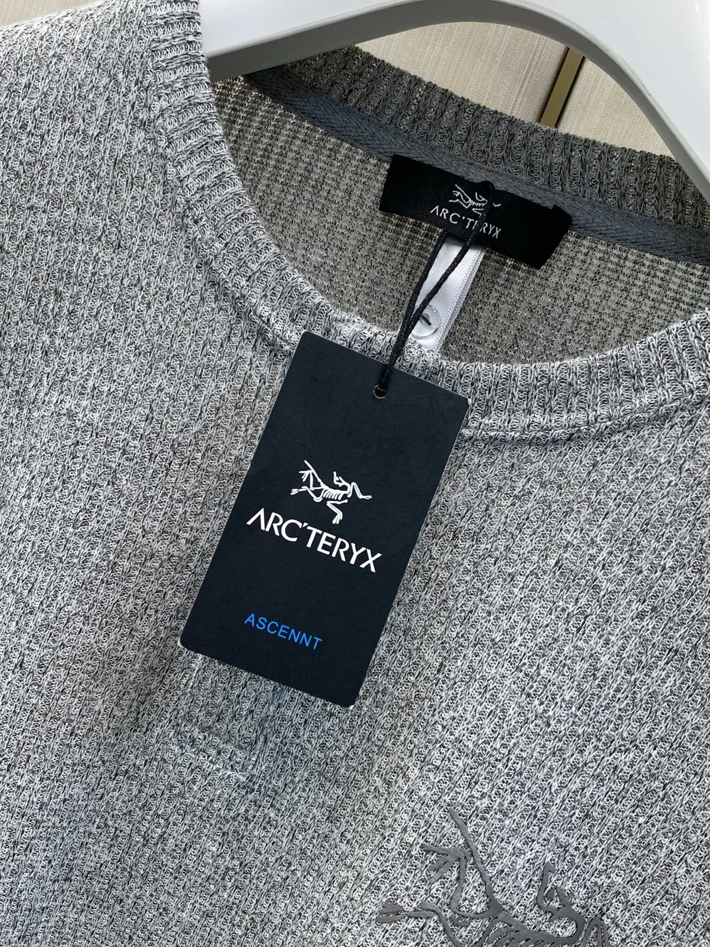 ,ARCTERYX & JIL SANDRR 始祖鸟&吉尔·桑达联名款,2026秋季AW新品,时尚休闲圆领针织上衣,专柜 ,ARCTERYX & JIL SANDRR 始祖鸟&吉尔·桑达联名款,2026秋季AW新品,时尚休闲圆领针织上衣,专柜