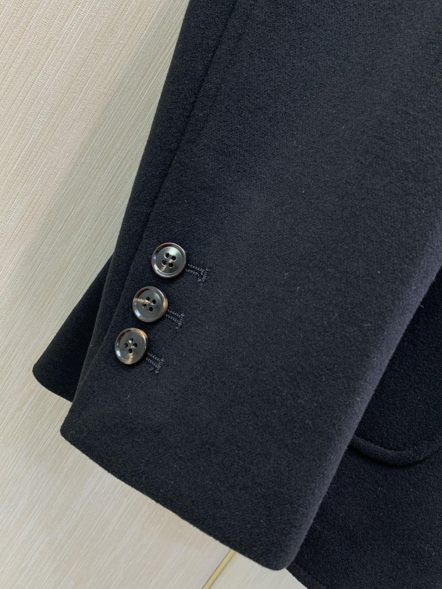 、BRUNELLO CUCINELLI 意大利神狮，2026秋冬最新品，专柜同步有售，原单狠货，时尚休闲西装外套，采用进