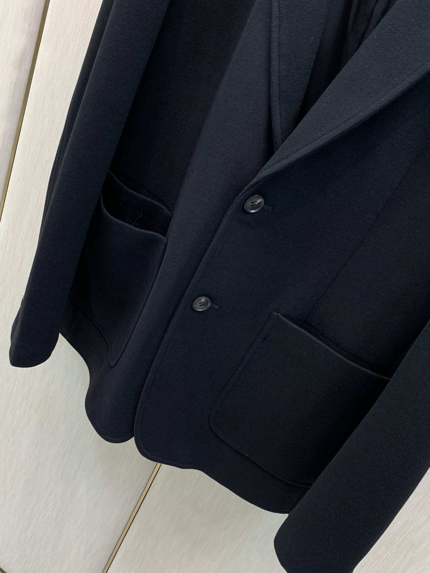 、BRUNELLO CUCINELLI 意大利神狮，2026秋冬最新品，专柜同步有售，原单狠货，时尚休闲西装外套，采用进