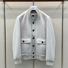 ,Loro Piana(Loro Piana ),2026秋冬最新品,专柜同步有售,原单狠货,时尚休闲立领夹克外套,采用 ,Loro Piana(Loro Piana ),2026秋冬最新品,专柜同步有售,原单狠货,时尚休闲立领夹克外套,采用
