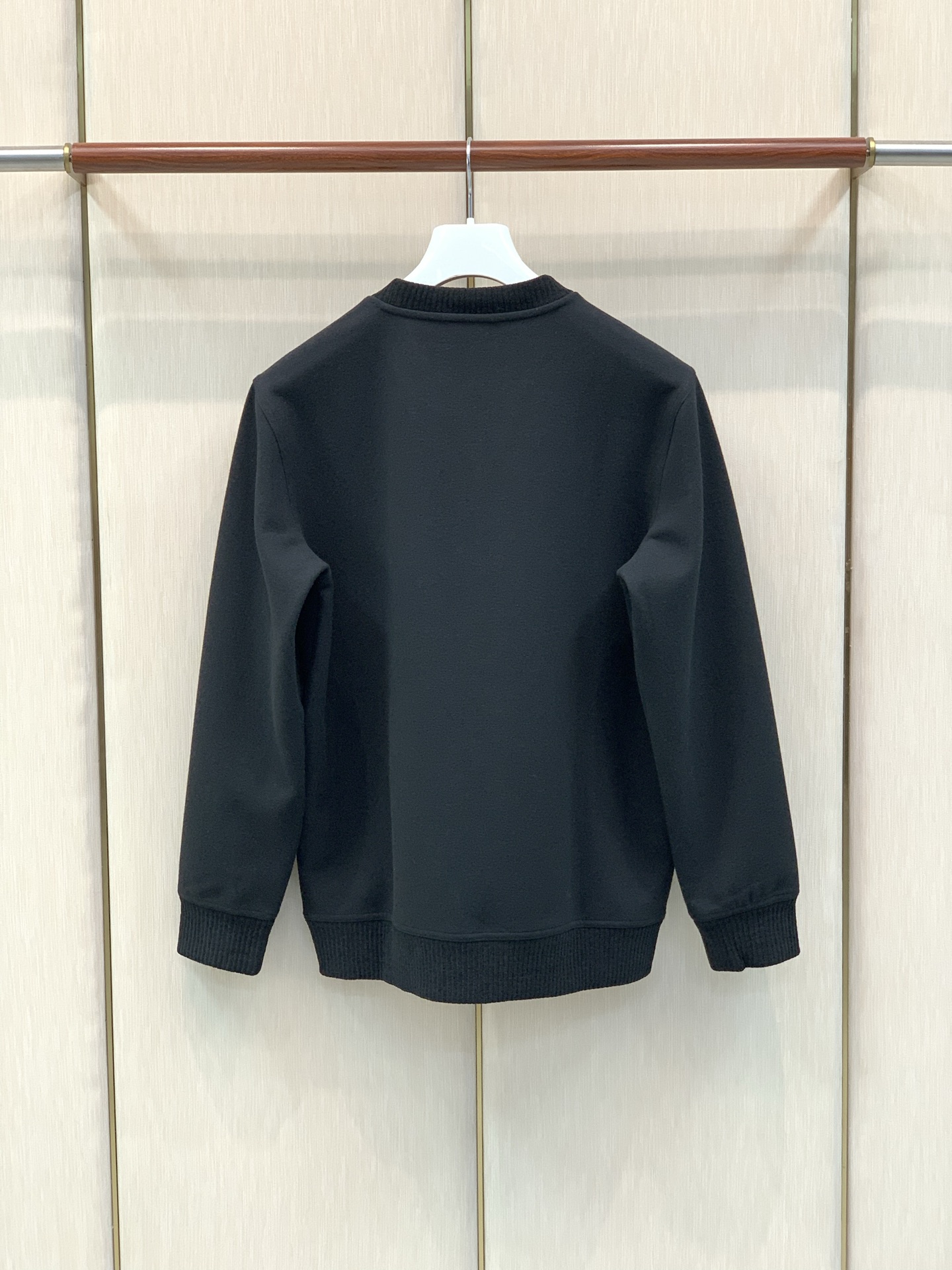 ，Hermès 爱马仕，2026秋季最新品，专柜同步有售，原单狠货，时尚休闲圆领卫衣，定制进口原版面料，舒适透气，顶级刺