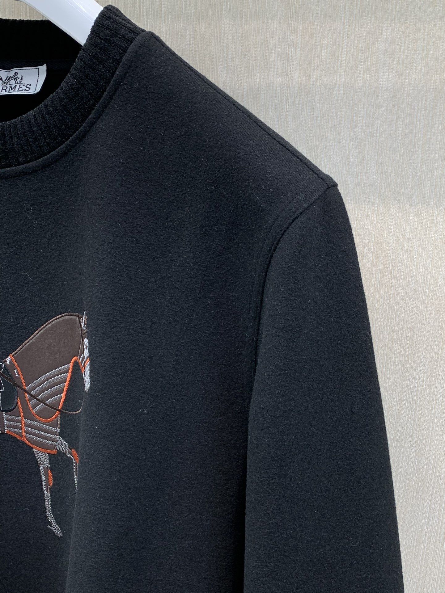 ，Hermès 爱马仕，2026秋季最新品，专柜同步有售，原单狠货，时尚休闲圆领卫衣，定制进口原版面料，舒适透气，顶级刺
