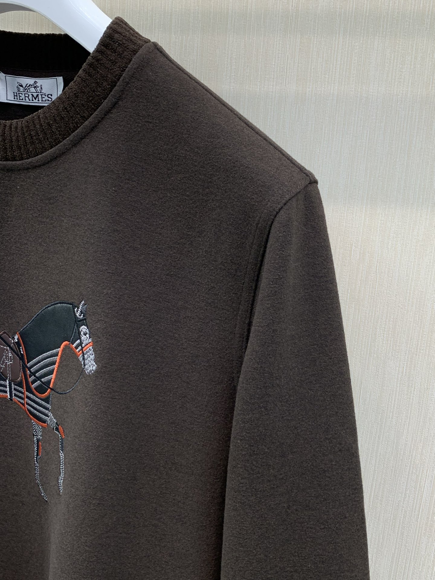 ，Hermès 爱马仕，2026秋季最新品，专柜同步有售，原单狠货，时尚休闲圆领卫衣，定制进口原版面料，舒适透气，顶级刺