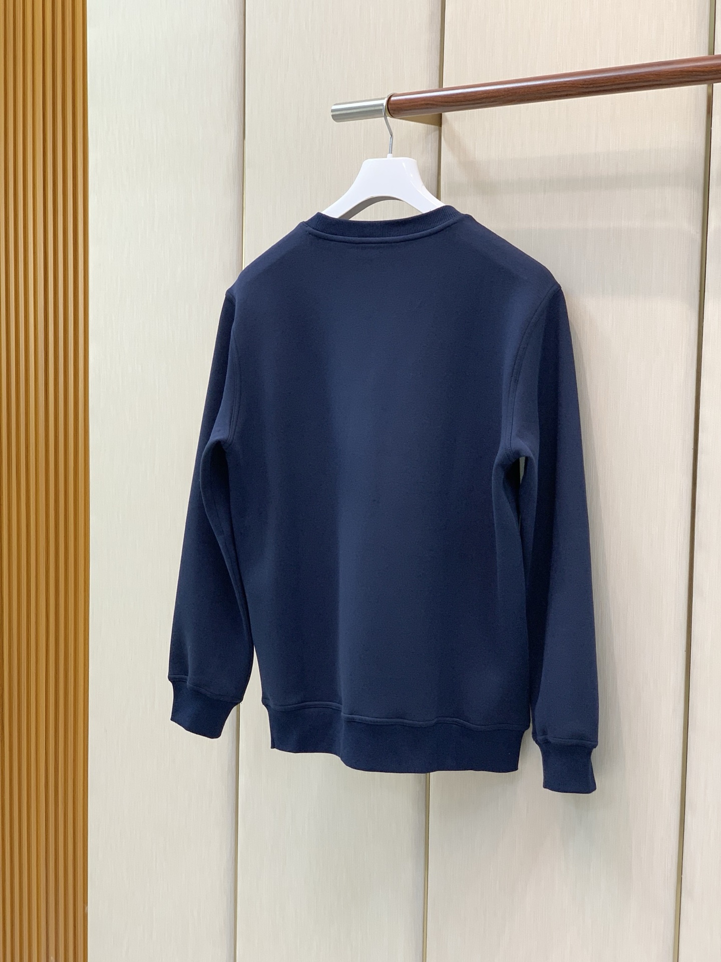 ，Hermès 爱马仕，2026秋季最新品，专柜同步有售，原单狠货，时尚休闲圆领卫衣，定制进口原版面料，舒适透气，顶级刺