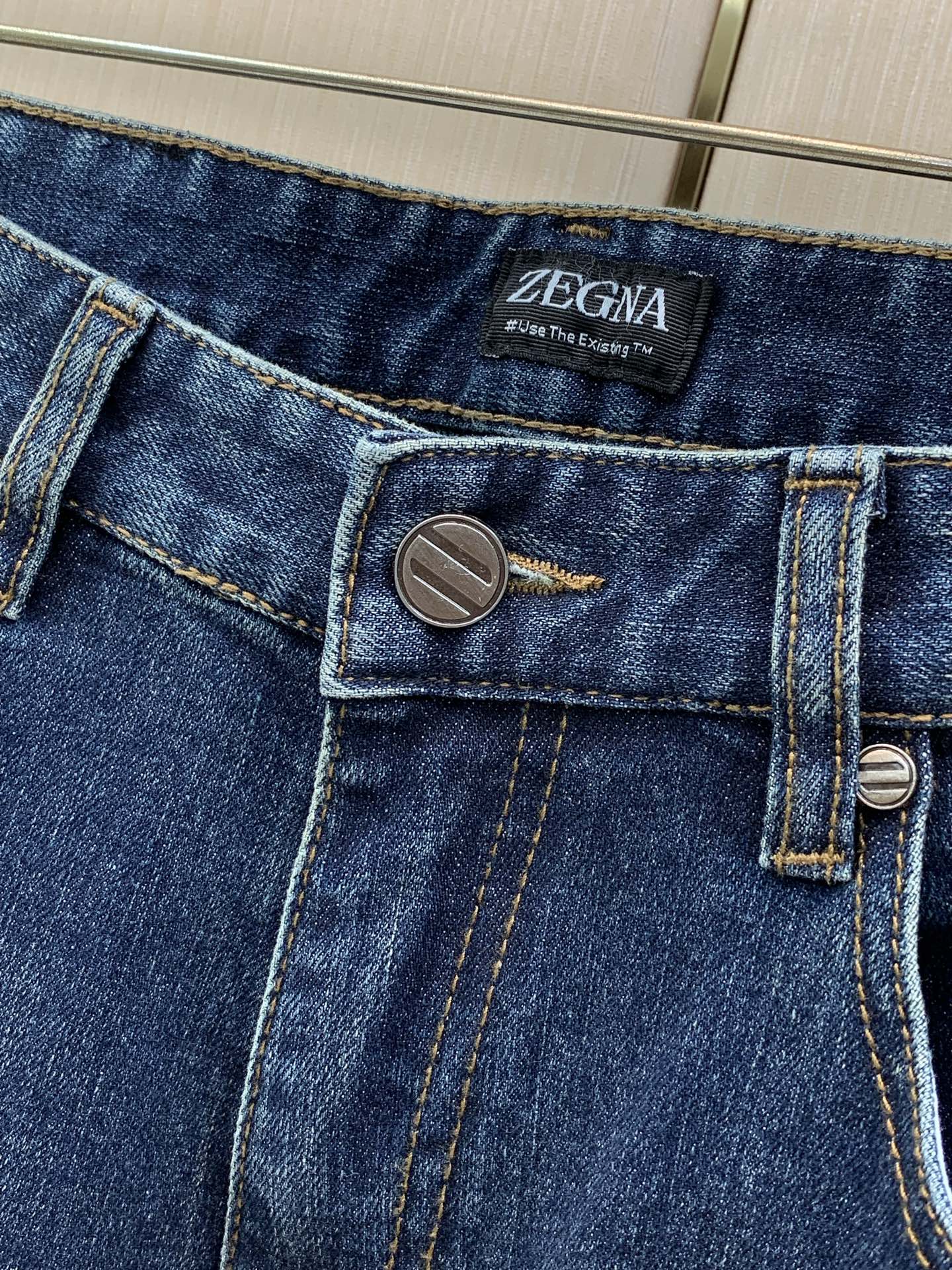 ，Zegna 杰尼亚，2026春秋最新品，专柜同步有售，原单狠货，时尚休闲水洗牛仔裤，进口原版水洗面料，上身舒适透气，简