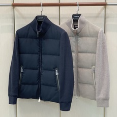 ,杰尼亚 Zegna,2026冬季最新品,专柜同步有售,原单狠货,时尚休闲立领拼接羽绒服外套,采用进口原版面料,舒适透气 ,杰尼亚 Zegna,2026冬季最新品,专柜同步有售,原单狠货,时尚休闲立领拼接羽绒服外套,采用进口原版面料,舒适透气