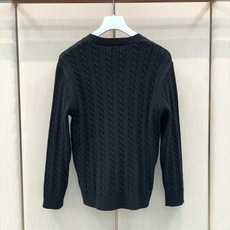 ,Ralph Lauren 拉夫劳伦,2026冬季新品,时尚休闲圆领长袖针织毛衣,采用进口原版面料,顶级刺绣🪡工艺字母图 ,Ralph Lauren 拉夫劳伦,2026冬季新品,时尚休闲圆领长袖针织毛衣,采用进口原版面料,顶级刺绣🪡工艺字母图