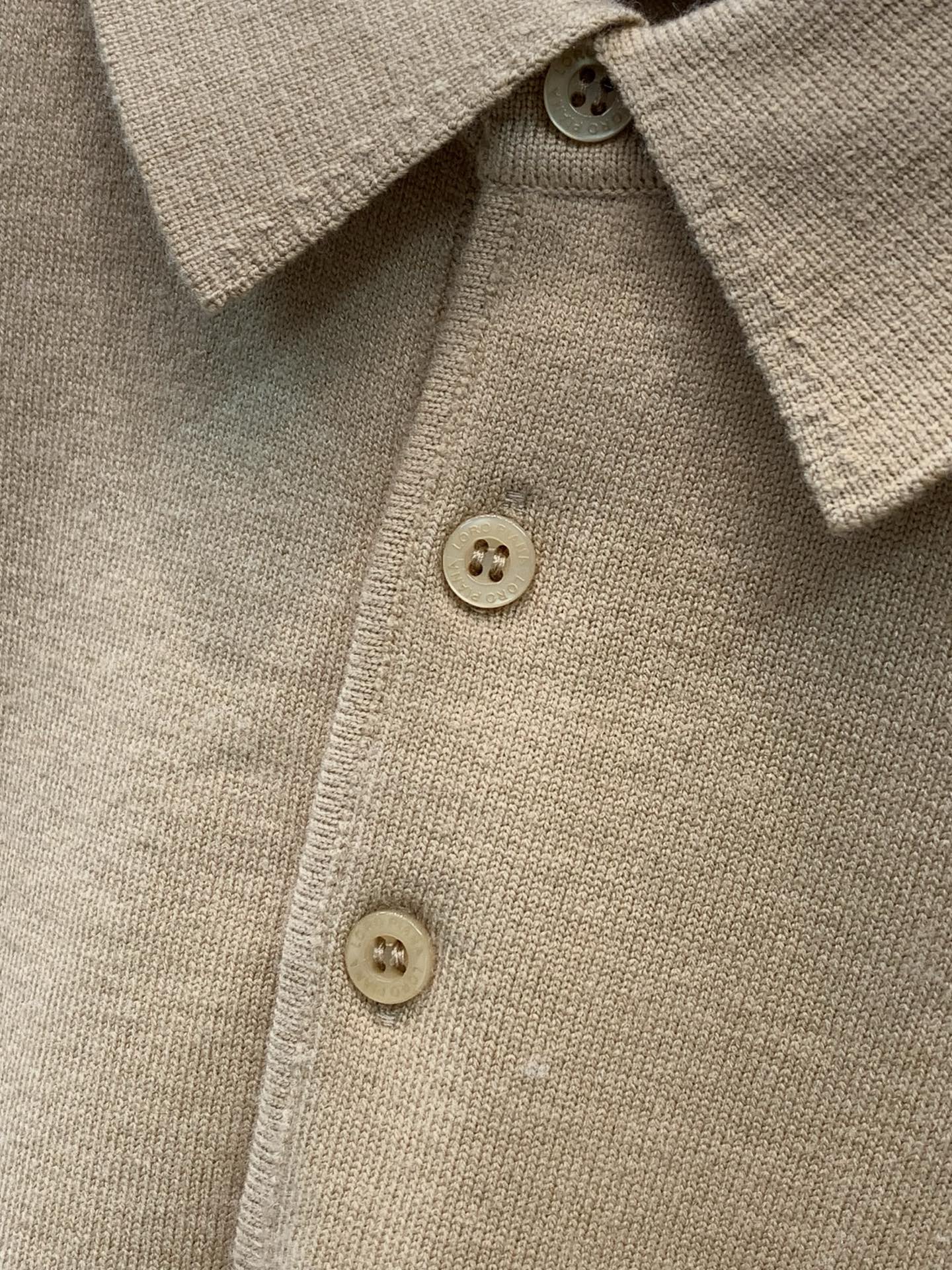 ,Loro Piana(Loro Piana ),2026冬季最新品,专柜同步有售,原单狠货,时尚休闲翻领长袖针织毛衣, ,Loro Piana(Loro Piana ),2026冬季最新品,专柜同步有售,原单狠货,时尚休闲翻领长袖针织毛衣,