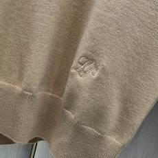 ,Loro Piana(Loro Piana ),2026冬季最新品,专柜同步有售,原单狠货,时尚休闲翻领长袖针织毛衣, ,Loro Piana(Loro Piana ),2026冬季最新品,专柜同步有售,原单狠货,时尚休闲翻领长袖针织毛衣,