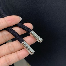,PRADA 普拉达,2026冬季最新品,专柜同步有售,时尚+绒休闲裤,进口原版面料,做工极为复杂,唯一可以做代购级别的 ,PRADA 普拉达,2026冬季最新品,专柜同步有售,时尚+绒休闲裤,进口原版面料,做工极为复杂,唯一可以做代购级别的
