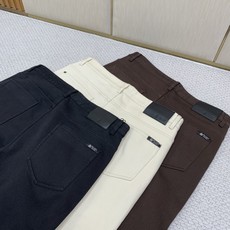 ,PRADA 普拉达,2026冬季最新品,专柜同步有售,时尚+薄绒休闲牛仔裤,进口原版面料,做工极为复杂,唯一可以做代购 ,PRADA 普拉达,2026冬季最新品,专柜同步有售,时尚+薄绒休闲牛仔裤,进口原版面料,做工极为复杂,唯一可以做代购