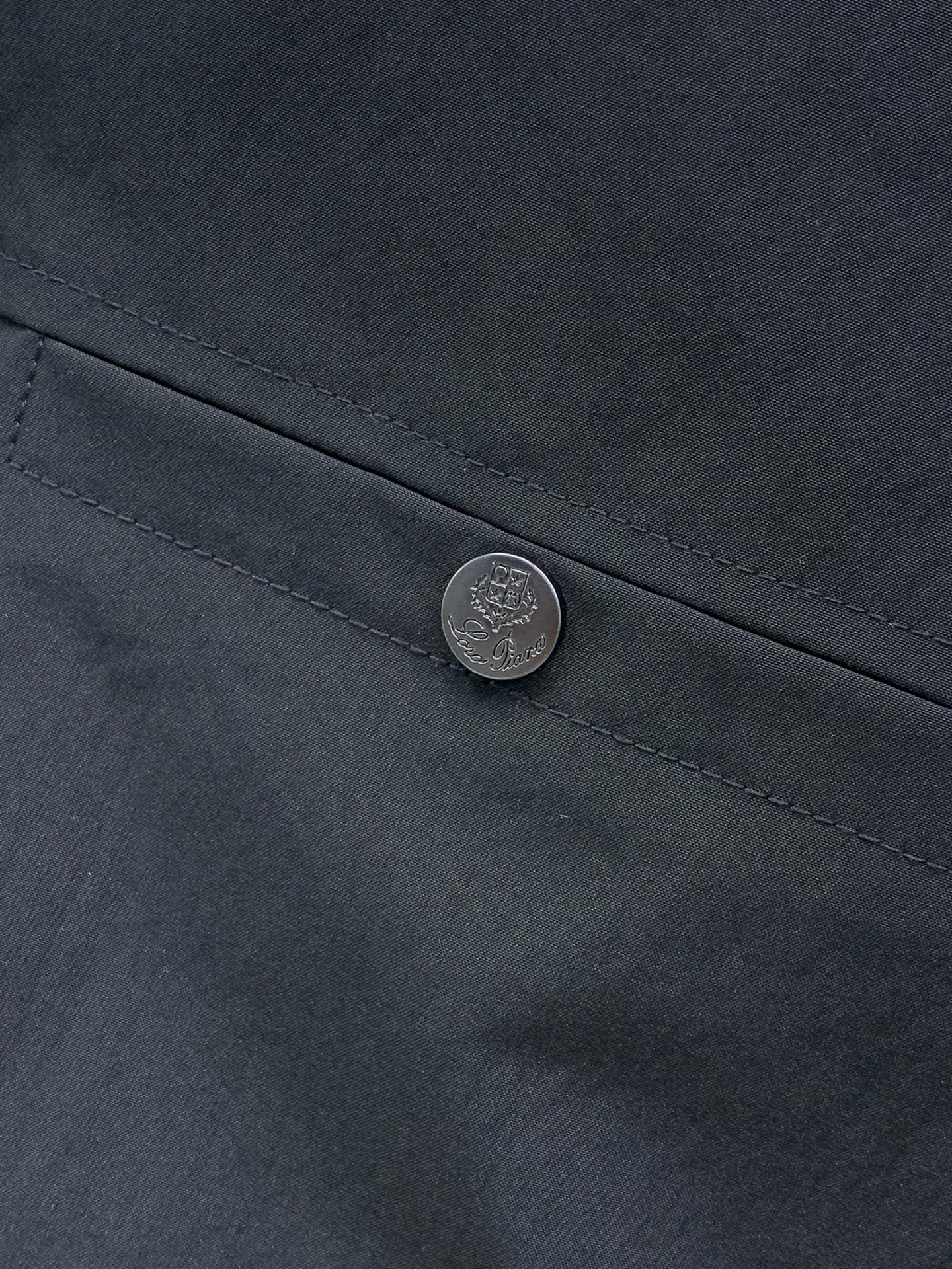 ,Loro Piana(Loro Piana ),2026秋季最新品,专柜同步有售,原单狠货,时尚休闲翻领夹克外套,采用 ,Loro Piana(Loro Piana ),2026秋季最新品,专柜同步有售,原单狠货,时尚休闲翻领夹克外套,采用