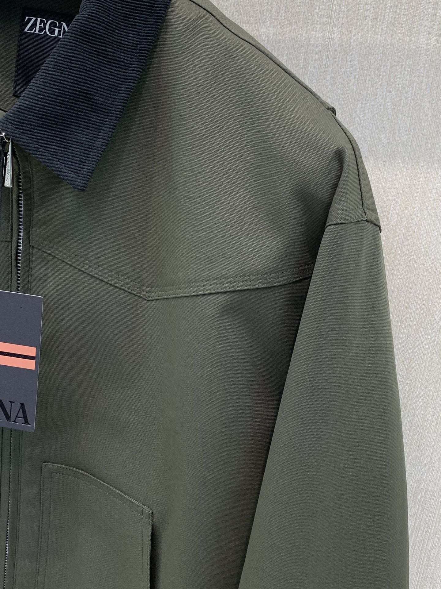，杰尼亚 Zegna，2026秋季最新品，专柜同步有售，原单狠货，时尚休闲翻领夹克外套，采用进口原版面料，舒适透气，原版