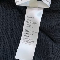 ,Saint Laurent 圣罗兰,2026冬季新品,时尚休闲圆领长袖针织毛衣,专柜同步有售,原单狠货,采用进口原版面 ,Saint Laurent 圣罗兰,2026冬季新品,时尚休闲圆领长袖针织毛衣,专柜同步有售,原单狠货,采用进口原版面