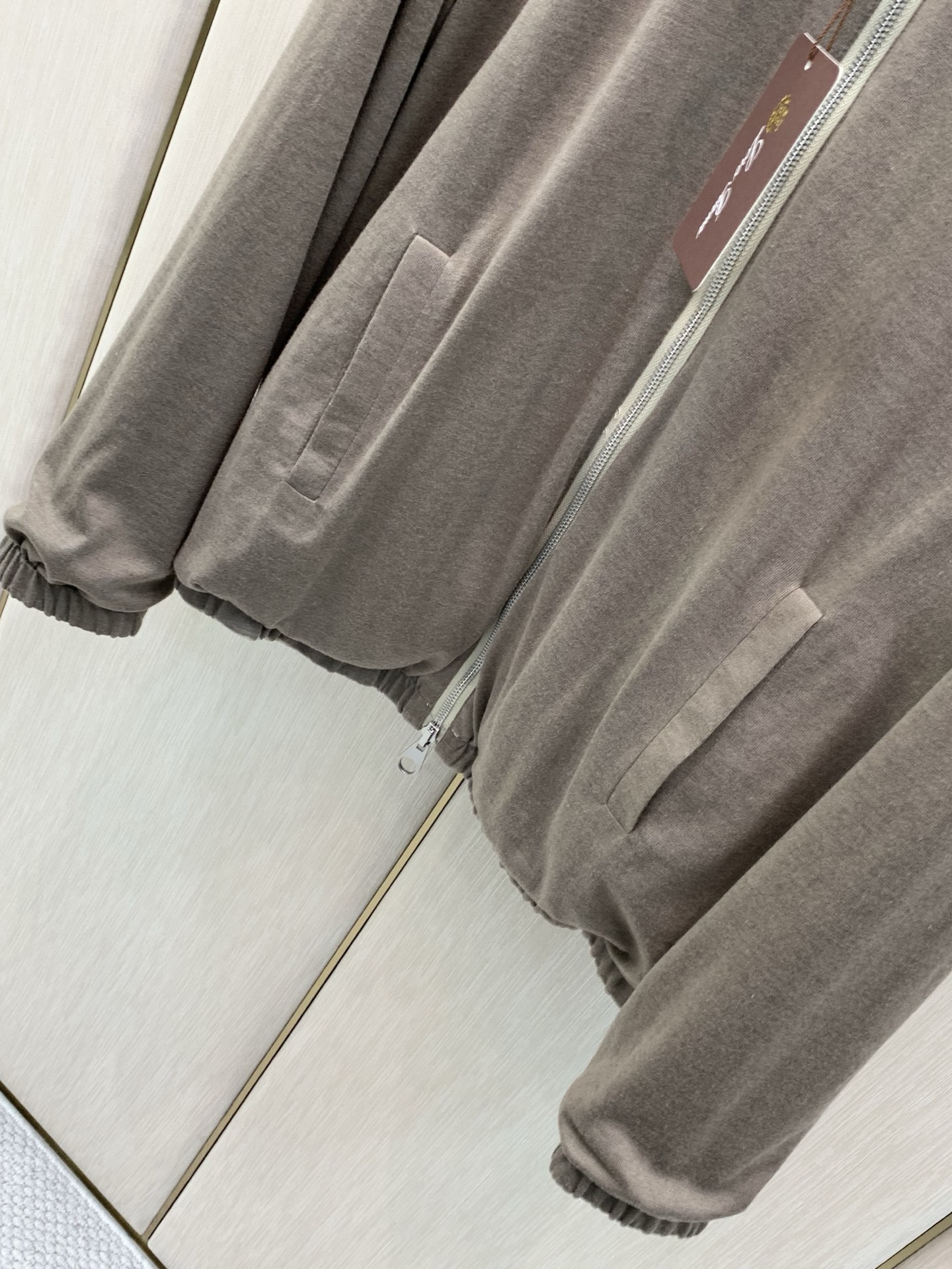 ，Loro Piana(Loro Piana )，2026秋季最新品，专柜同步有售，原单狠货，时尚休闲两面穿立领夹克外套