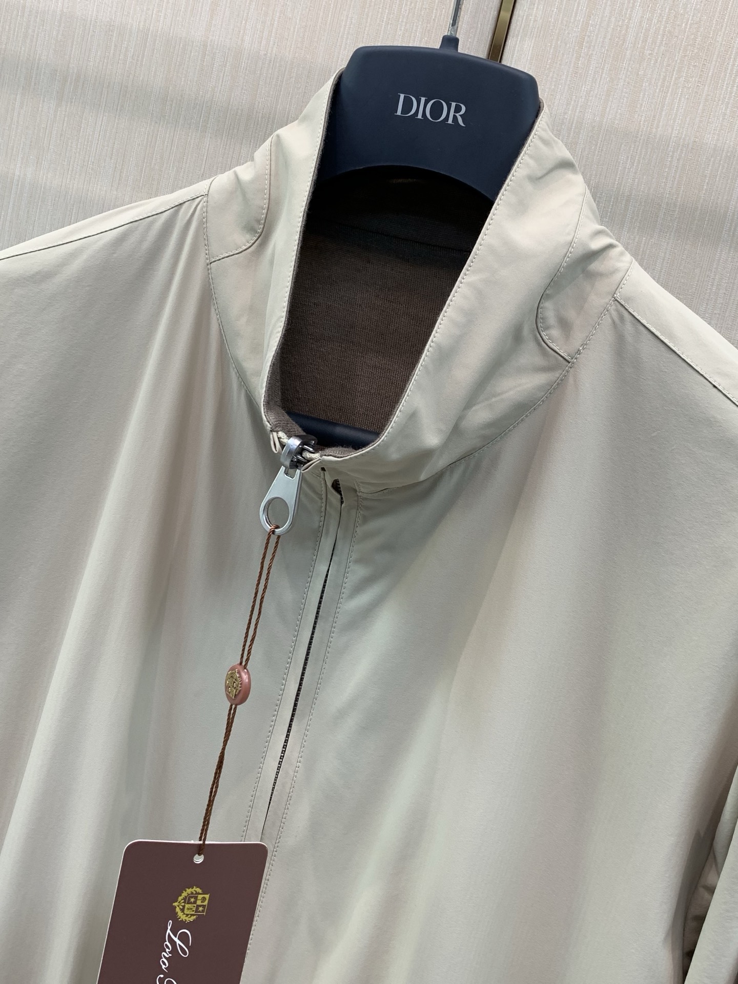 ，Loro Piana(Loro Piana )，2026秋季最新品，专柜同步有售，原单狠货，时尚休闲两面穿立领夹克外套