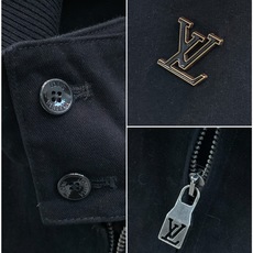 ,LouisVuitton 路易威登,2026秋冬最新款,专柜同步有售,原单狠货,时尚休闲立领拼接夹克外套,上身很有特点 ,LouisVuitton 路易威登,2026秋冬最新款,专柜同步有售,原单狠货,时尚休闲立领拼接夹克外套,上身很有特点